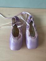 Paarse lila ballet spitzen gedragen, Antiek en Kunst, Curiosa en Brocante, Ophalen of Verzenden