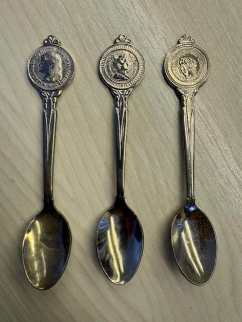 Theelepeltjes Koningshuis 4, Antiek en Kunst, Antiek | Bestek, Ophalen of Verzenden