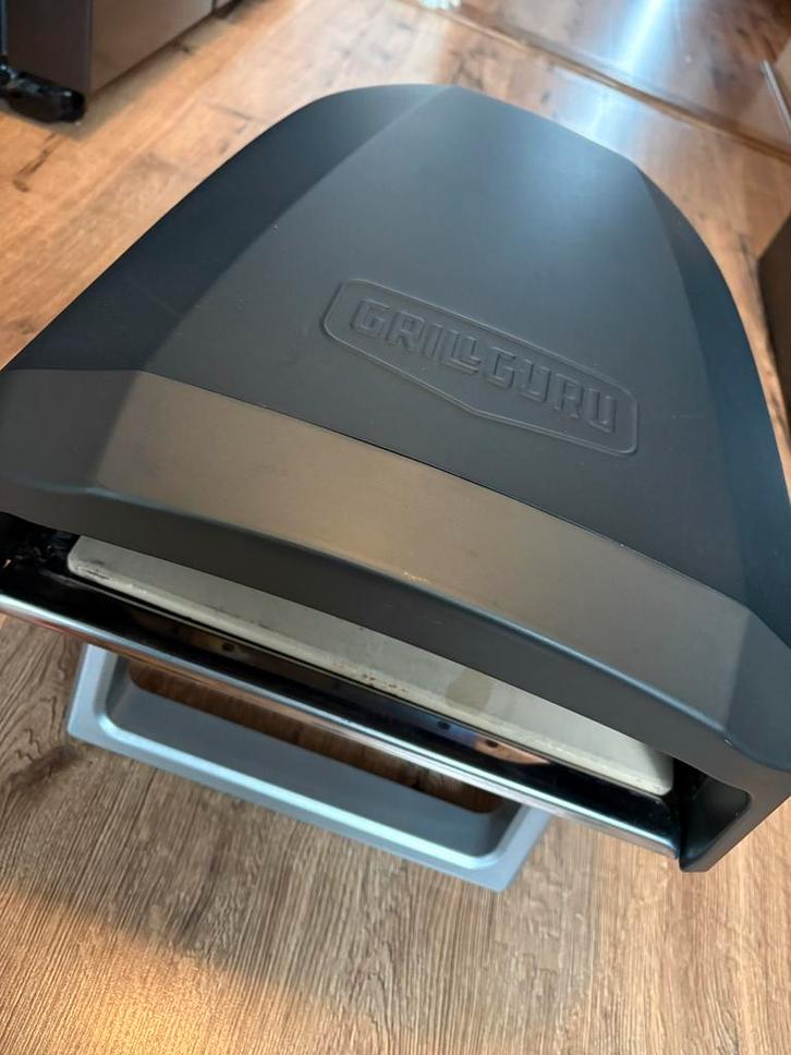 GrillGuru Pizza Oven - Zo goed als nieuw!, Tuin en Terras, Pizzaovens, Zo goed als nieuw, Ophalen of Verzenden