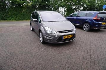 Ford S-Max 1.6 EcoBoost Titanium TREKHAAK CLIMA NAVI CRUISE beschikbaar voor biedingen