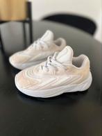Adidas Ozelia maat 26, Kinderen en Baby's, Kinderkleding | Schoenen en Sokken, Adidas, Jongen of Meisje, Ophalen of Verzenden