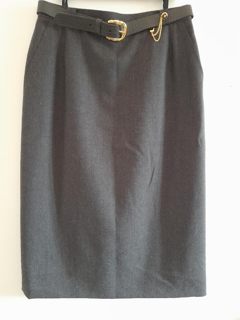 Delmod 100% new wool skirt size 40, Maat 38/40 (M), Delmod, Ophalen of Verzenden, Zo goed als nieuw
