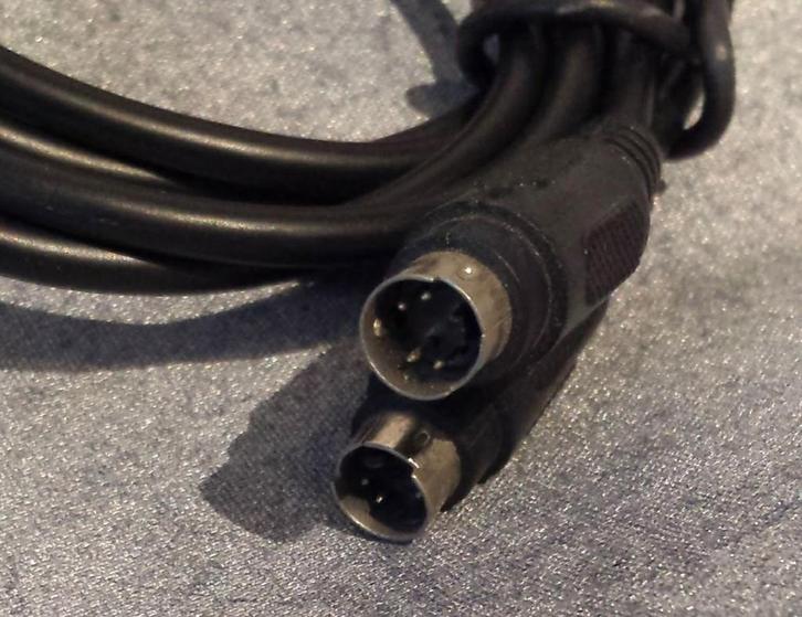 4 polig mini-din kabel [4728]  [AuAcKa], Audio, Tv en Foto, Audiokabels en Televisiekabels, Gebruikt, Componentkabel, 2 tot 5 meter