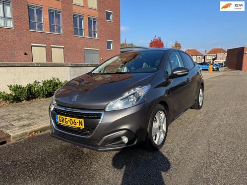 Peugeot 208 1.5 BlueHDi Active /Clima/CarPlay/Cruise/PDC/PAN, Auto's, Peugeot, Bedrijf, Te koop, ABS, Airbags, Airconditioning
