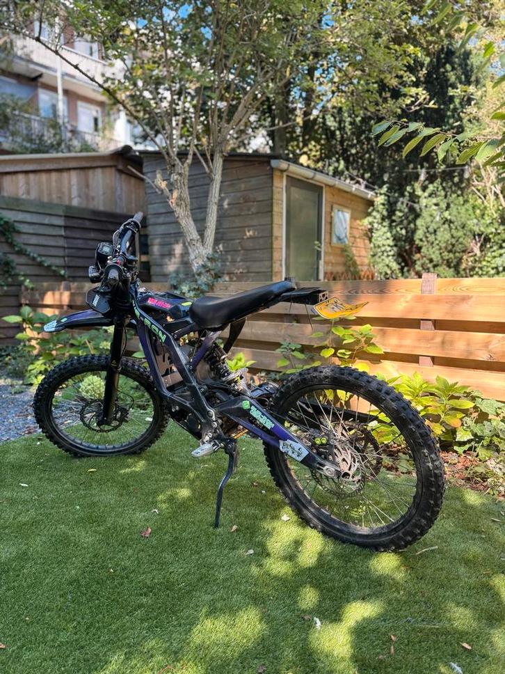 Sur Ron Light Bee met extra’s, Fietsen en Brommers, Brommers | Crossbrommers, Zo goed als nieuw, Overige merken, Ophalen