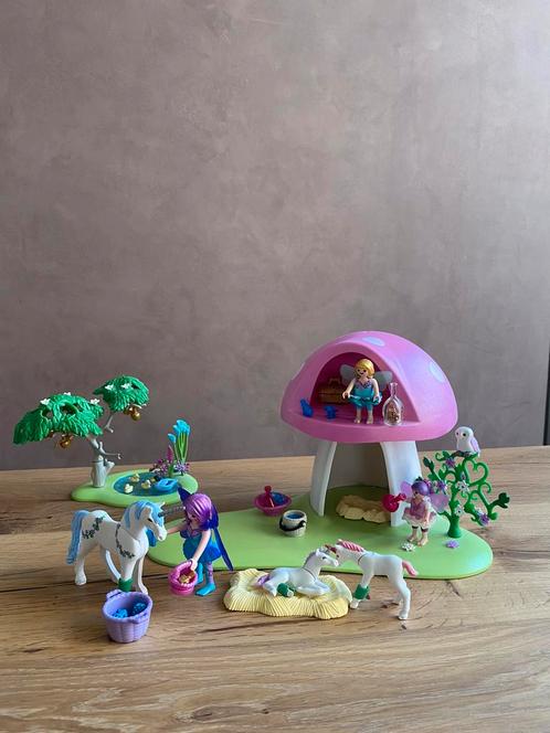 Playmobil feeen en verzorgingspost voor eenhoorns 6055, Kinderen en Baby's, Speelgoed | Playmobil, Zo goed als nieuw, Complete set