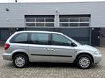 Chrysler Voyager 2.4i SE Luxe 7persoons CLIMA CRUISE PDC NIE, Auto's, Chrysler, Voorwielaandrijving, Gebruikt, 4 cilinders, 7 stoelen
