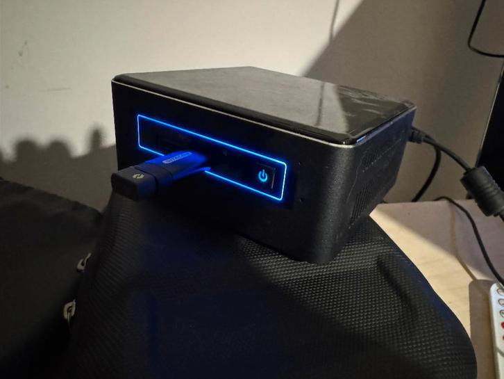 Intel Nuc 2xi3 1x i7, Computers en Software, Desktop Pc's, Zo goed als nieuw, 3 tot 4 Ghz, SSD, 16 GB, Ophalen