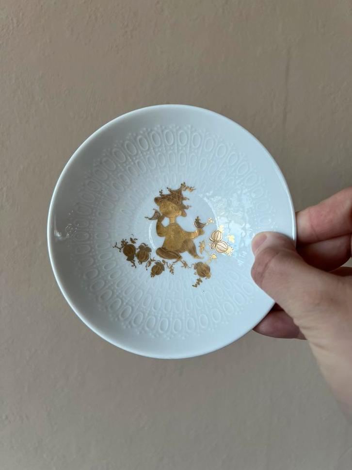 Schaaltje Rosenthal Germany porselein bladgoud design herfst, Huis en Inrichting, Keuken | Servies, Zo goed als nieuw, Schaal of Schalen