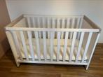 Mooi wit ledikant 120x 90, Kinderen en Baby's, Kinderkamer | Complete kinderkamers, Ophalen, Zo goed als nieuw, Jongetje of Meisje
