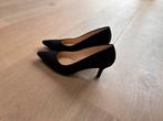 Peter Kaiser zwart suede hakken, Kleding | Dames, Schoenen, Ophalen of Verzenden, Zo goed als nieuw, Zwart