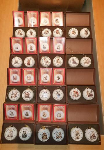 24 stuks Hummel Porseleinen kerstballen originel M.J. Hummel beschikbaar voor biedingen