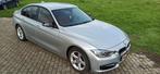 BMW 3-Serie (F30) 1.6 320I 125KW 2013 Nieuwe APK, Auto's, BMW, Origineel Nederlands, Te koop, Zilver of Grijs, 5 stoelen