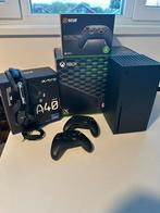 Xbox series X 1TB plus scuf en Astro Heatset, Ophalen