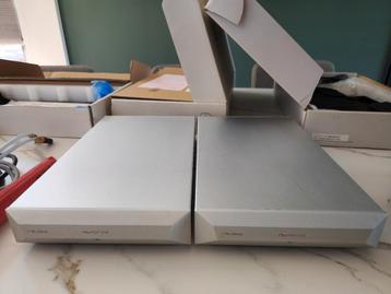 NuForce P8/S en Nuforce Reference 9 V3SE beschikbaar voor biedingen