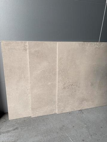 60x60 Keramische Tegels - 3,2m2 beschikbaar voor biedingen