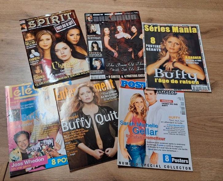 Setje magazines over Buffy the Vampire Slayer en Charmed, Boeken, Tijdschriften en Kranten, Zo goed als nieuw, Muziek, Film of Tv