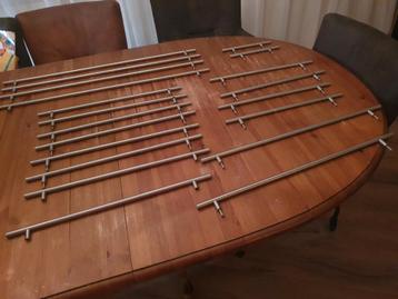 Keukenkast handgrepen - set beschikbaar voor biedingen