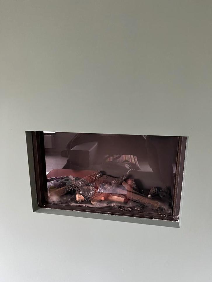 Element 4 gesloten gashaard met afstandsbediening, Huis en Inrichting, Haarden, Zo goed als nieuw, Gashaard, Ophalen