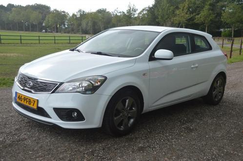 Kia pro_cee'd 1.4 CVVT Seven Airco Cruise Camera, Auto's, Kia, Bedrijf, (Pro) Cee d, ABS, Achteruitrijcamera, Airbags, Airconditioning