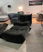 ZGAN Ligne Roset Togo Set Zwart Suede - 3-zit + 1-zit + Poef, Ophalen of Verzenden, Zo goed als nieuw, Ligne roset, Stof