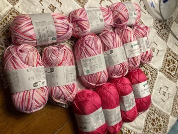 Mooi  geemaleerd katoen roze en nog effe cyclaam roze beschikbaar voor biedingen