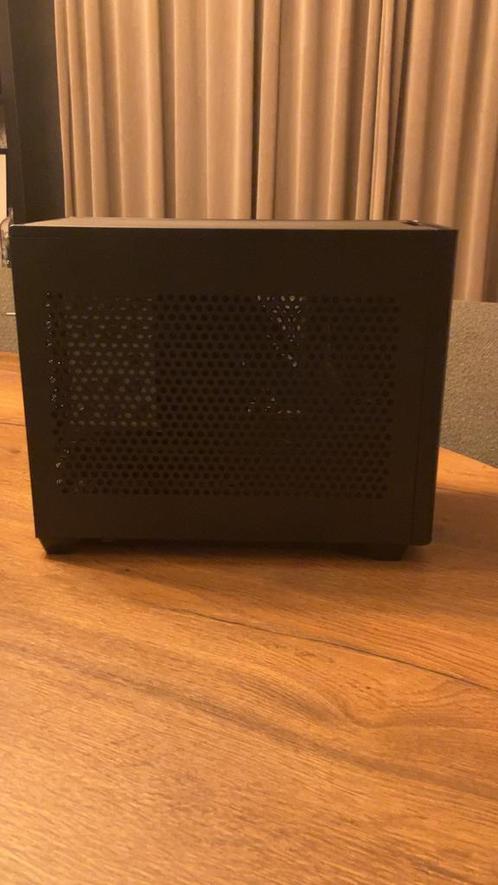 Mini ITX Game PC (i7 8700 / RTX 2080 Ti / 16GB 3200MHz / 1TB, Computers en Software, Desktop Pc's, Zo goed als nieuw, 3 tot 4 Ghz