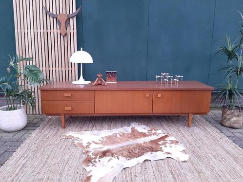 tv-meubel Vintage dressoir Deens design tv-meubel 210 cm, Huis en Inrichting, Kasten | Televisiemeubels, Ophalen
