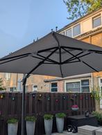 Le Sud freepole parasol Biarritz - grijs - 300x300 cm, Tuin en Terras, Parasols, Ophalen, Kantelbaar, 3 tot 4 meter, Zweefparasol