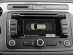 Volkswagen Tiguan 1.4 TSI Sport&Style Clima Control Navigati, Auto's, Voorwielaandrijving, Euro 5, Zwart, 4 cilinders