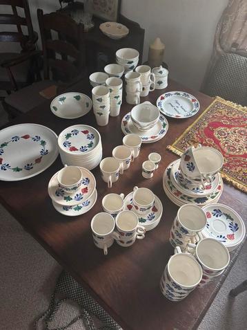 Heel veel boerenbond servies beschikbaar voor biedingen