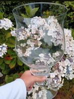 Grote glazen bokaal vaas glasop voet, is hoog H 32,5 B 20, Ophalen, Zo goed als nieuw, Glas, Minder dan 50 cm