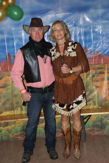 Cowgirl en cowboy te huur voor max €22 pp compleet  beschikbaar voor biedingen