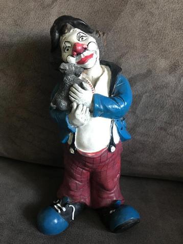 Beeldje Clown oud /vintage /polistone/poliserin/zwaar. beschikbaar voor biedingen