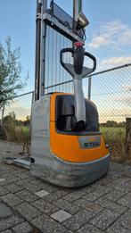 Nog een nette STIL stapelaar in zeer goede staat, Zakelijke goederen, Machines en Bouw | Heftrucks en Intern transport, Stapelaar