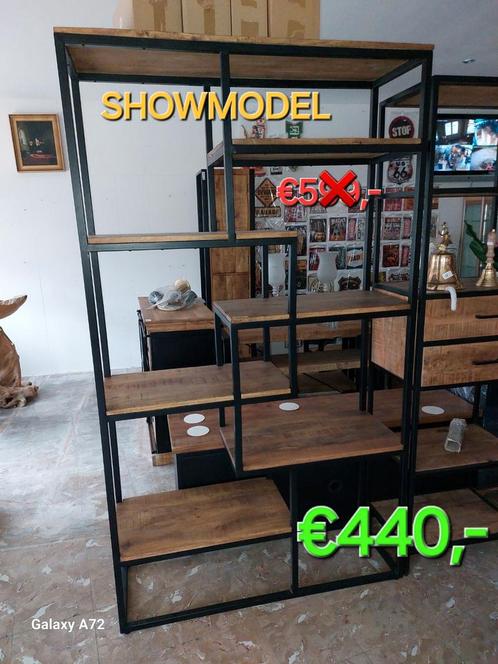 Industriele wandmeubel mangohout, Huis en Inrichting, Kasten | Wandmeubels, Nieuw, 200 cm of meer, Minder dan 150 cm, 25 tot 50 cm