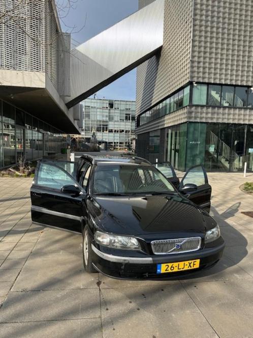 Volvo V70 2.4 170PK AUT / Nieuwe APK / 2e eigenaar, Auto's, Volvo, Particulier, V70, ABS, Airbags, Airconditioning, Bluetooth