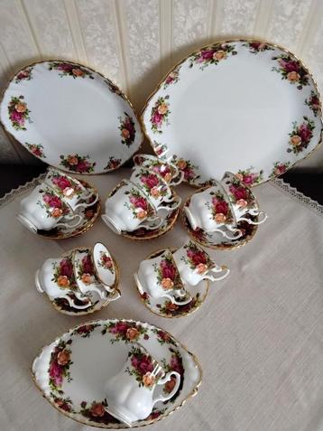 Royal Albert.Old Country Roses.  beschikbaar voor biedingen
