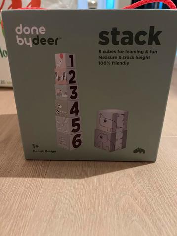 Done by Deer stapelblokken van karton beschikbaar voor biedingen