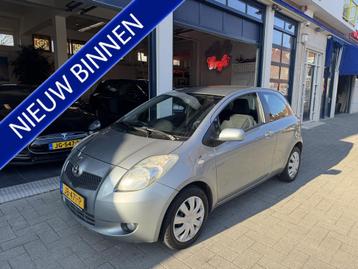 Toyota Yaris 1.3 VVTi Terra TOPSTAAT/NW APK (bj 2009) beschikbaar voor biedingen