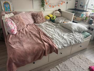 ~ IKEA Hemnes Bedbank/Bed ~ beschikbaar voor biedingen