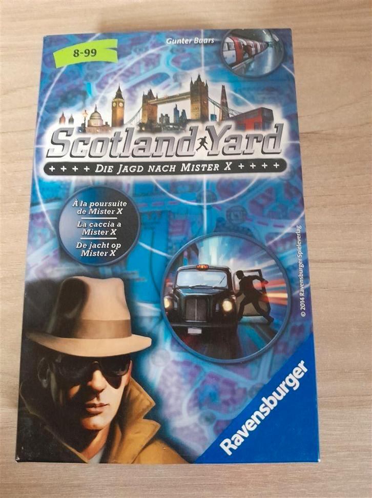 scotlandyard - s4775, Hobby en Vrije tijd, Gezelschapsspellen | Bordspellen, Zo goed als nieuw, Ophalen of Verzenden