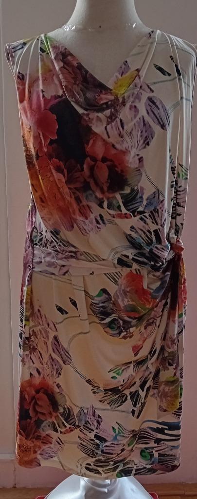 Prachtige Lycra Jurk met Bloemenprint – Maat XXXL, Kleding | Dames, Grote Maten, Gedragen, Jurk, Overige kleuren, Ophalen of Verzenden