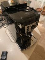 DeLonghi Magnifica S Espressomachine, Witgoed en Apparatuur, Koffiezetapparaten, Ophalen, Afneembaar waterreservoir, Espresso apparaat