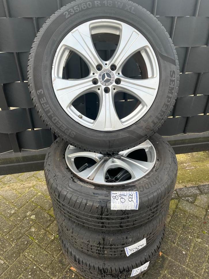 Mercedes GLC Velgen + zomer 235/60 R18 + TPMS, Auto-onderdelen, Banden en Velgen, Banden en Velgen, Winterbanden, 18 inch, 235 mm