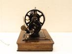 Kaiser naaimachine 37325, Antiek en Kunst, Antiek | Naaimachines, Ophalen of Verzenden