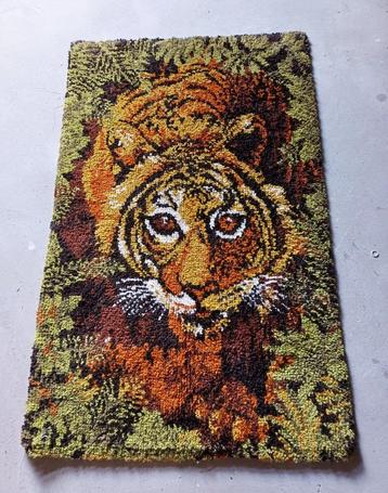 Vintage handgeknoopt wandkleed Tijger beschikbaar voor biedingen