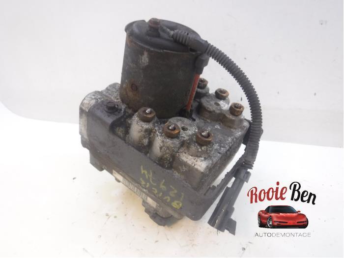 ABS Pomp van een Buick Park Avenue, Auto-onderdelen, Elektronica en Kabels, Amerikaanse onderdelen, Gebruikt, 3 maanden garantie