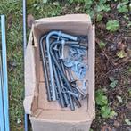 Oud ijzer en metalen onderdelen, Ophalen