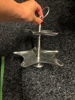 Etagere klein zilverkleur merk Riverdale, Huis en Inrichting, Woonaccessoires | Etagères, Ophalen of Verzenden, Zo goed als nieuw